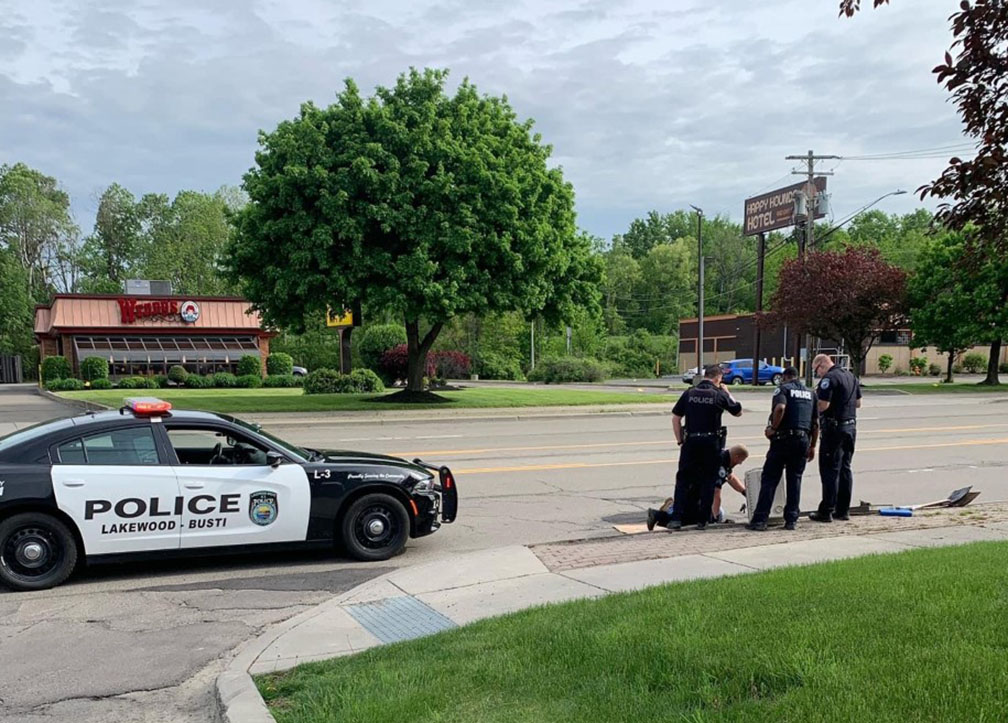 Officers Rescue Ducklings Trapped In Storm Drain - Post Journal